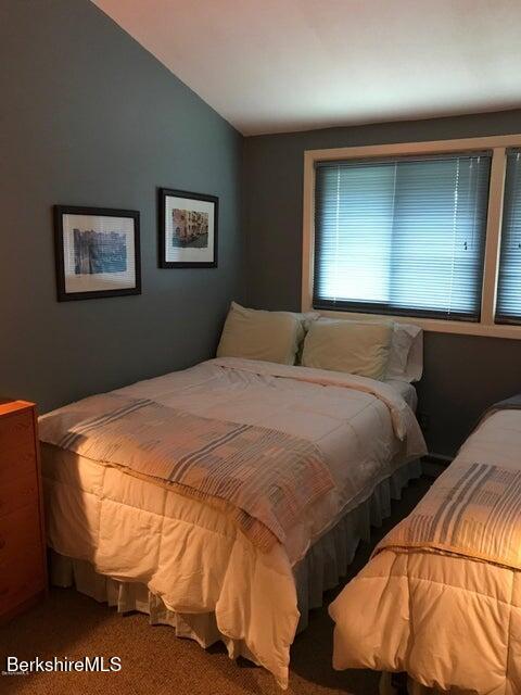 189 Stratton Road, Unit E3 Williamstown, MA 01267 - Photo 6 of 14 Bedroom 2