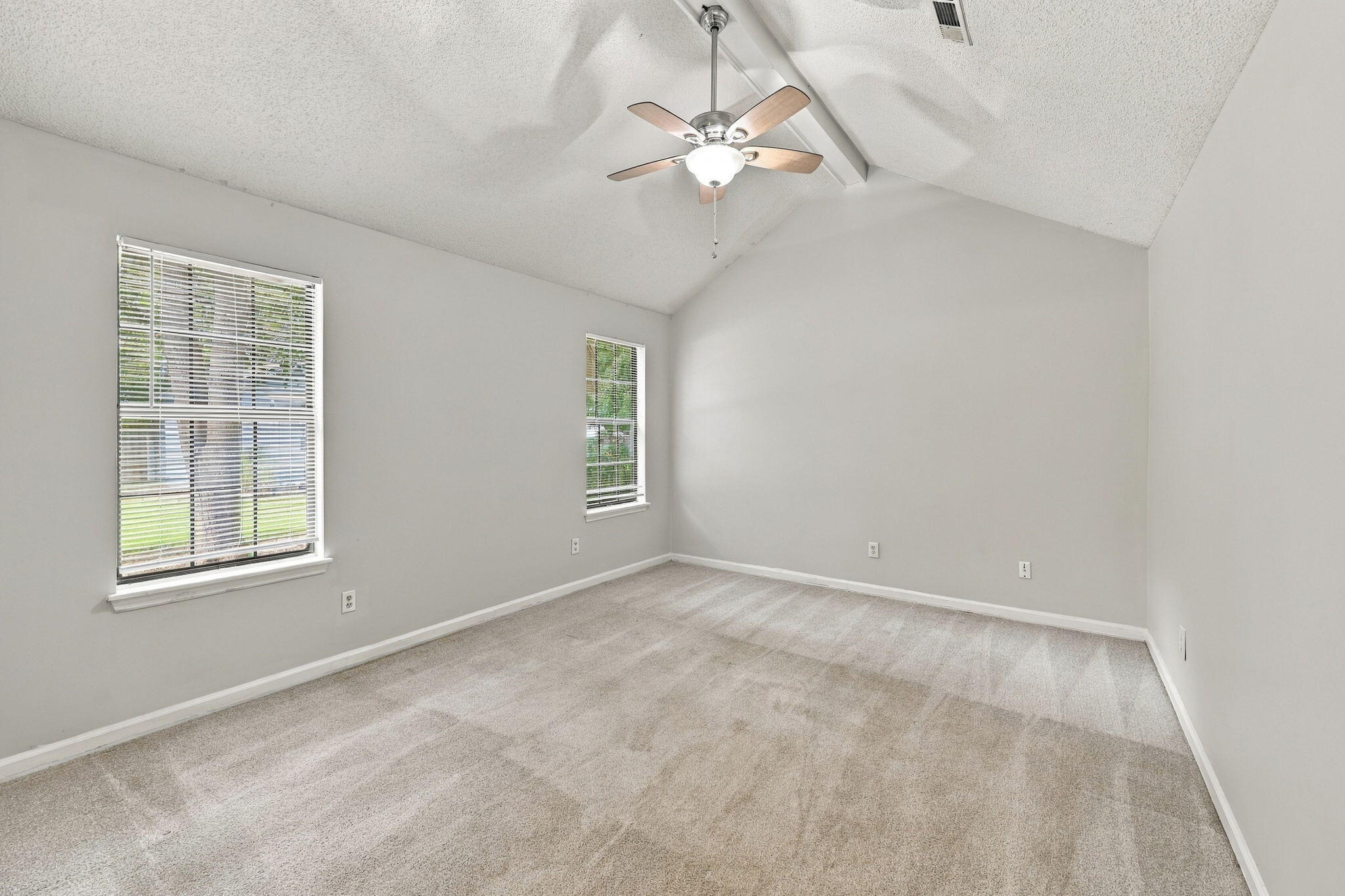 101 Glebe Road Summerville, SC 29485 - Photo 22 of 50 22-web-or-mls-470A7502