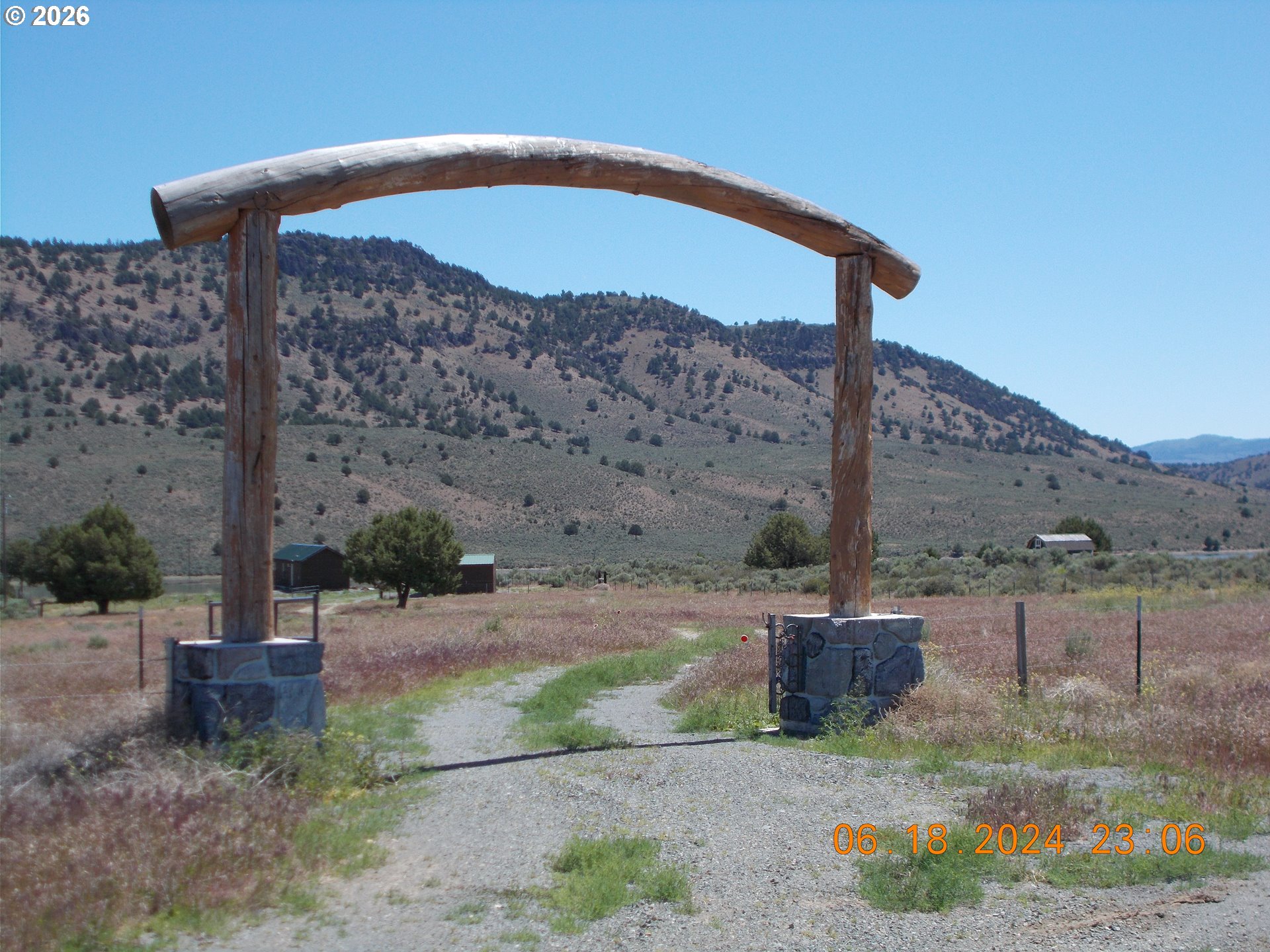 31841 Rice Road Unity, OR 97884 - Photo 16 of 26 a front view of a house with a yard
