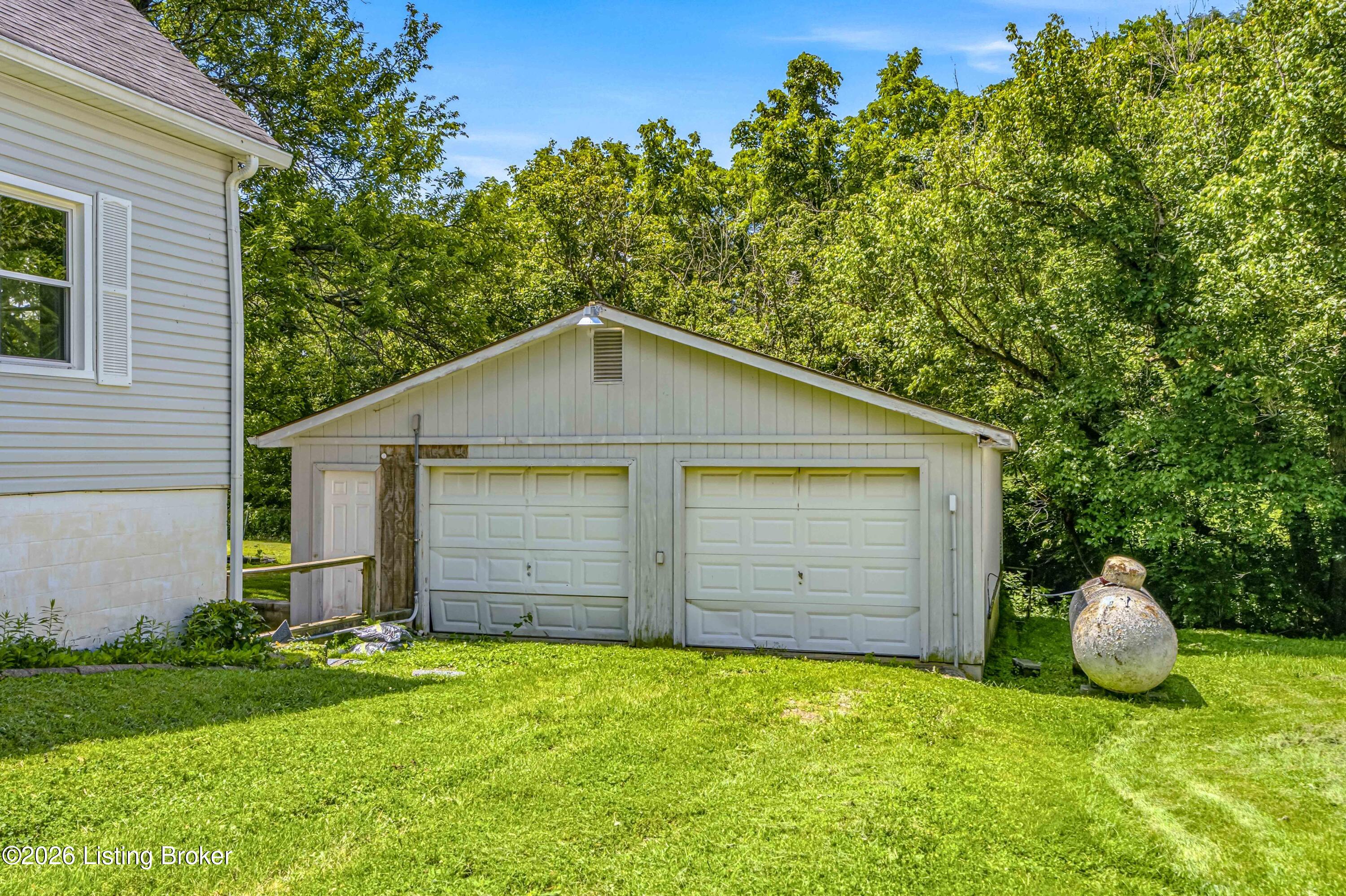 689 Graefenburg Road Waddy, KY 40076 - Photo 36 of 45 36_Detached_Garage_Exterior