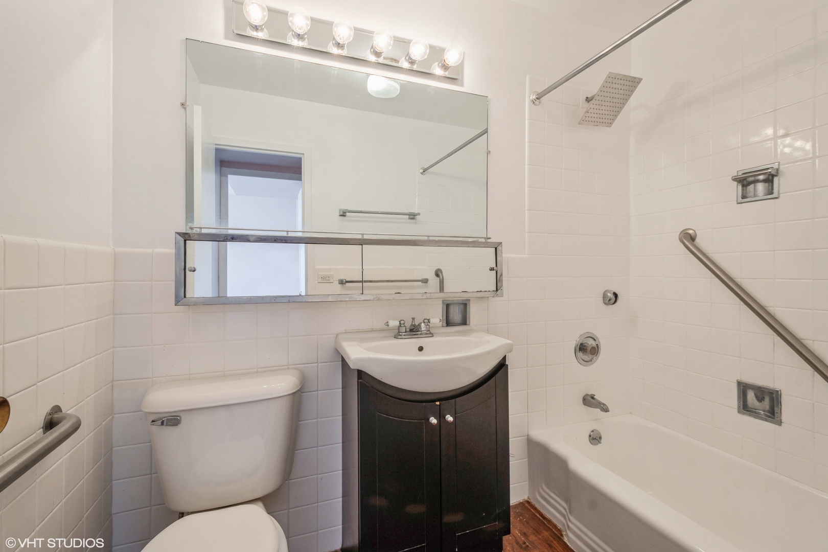 6301 North Sheridan Road, Unit 14A Chicago, IL 60660 - Photo 6 of 13