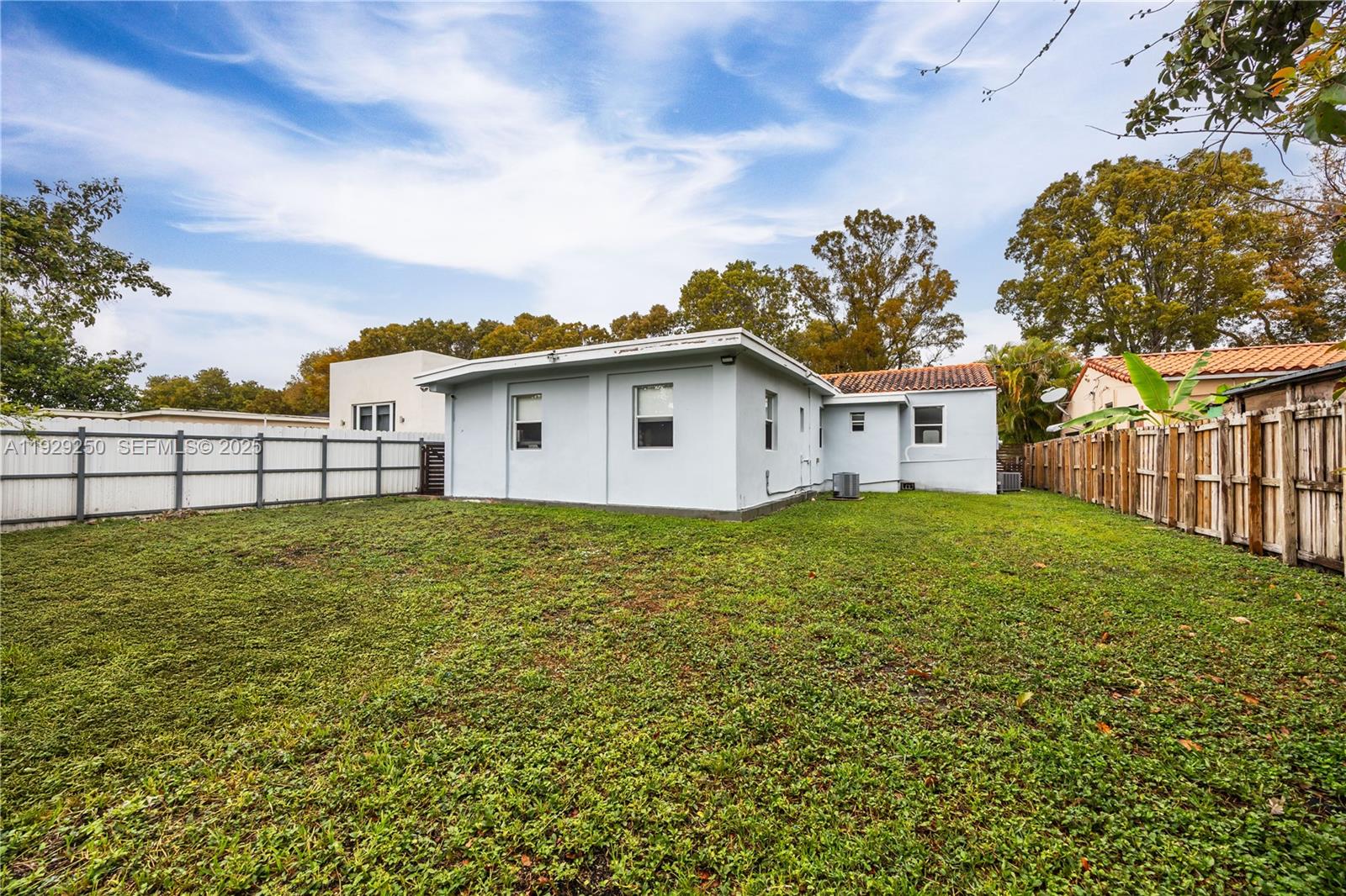2520 Southwest 13th Street Miami, FL 33145 - Photo 7 of 26 a view of a house with backyard and garden