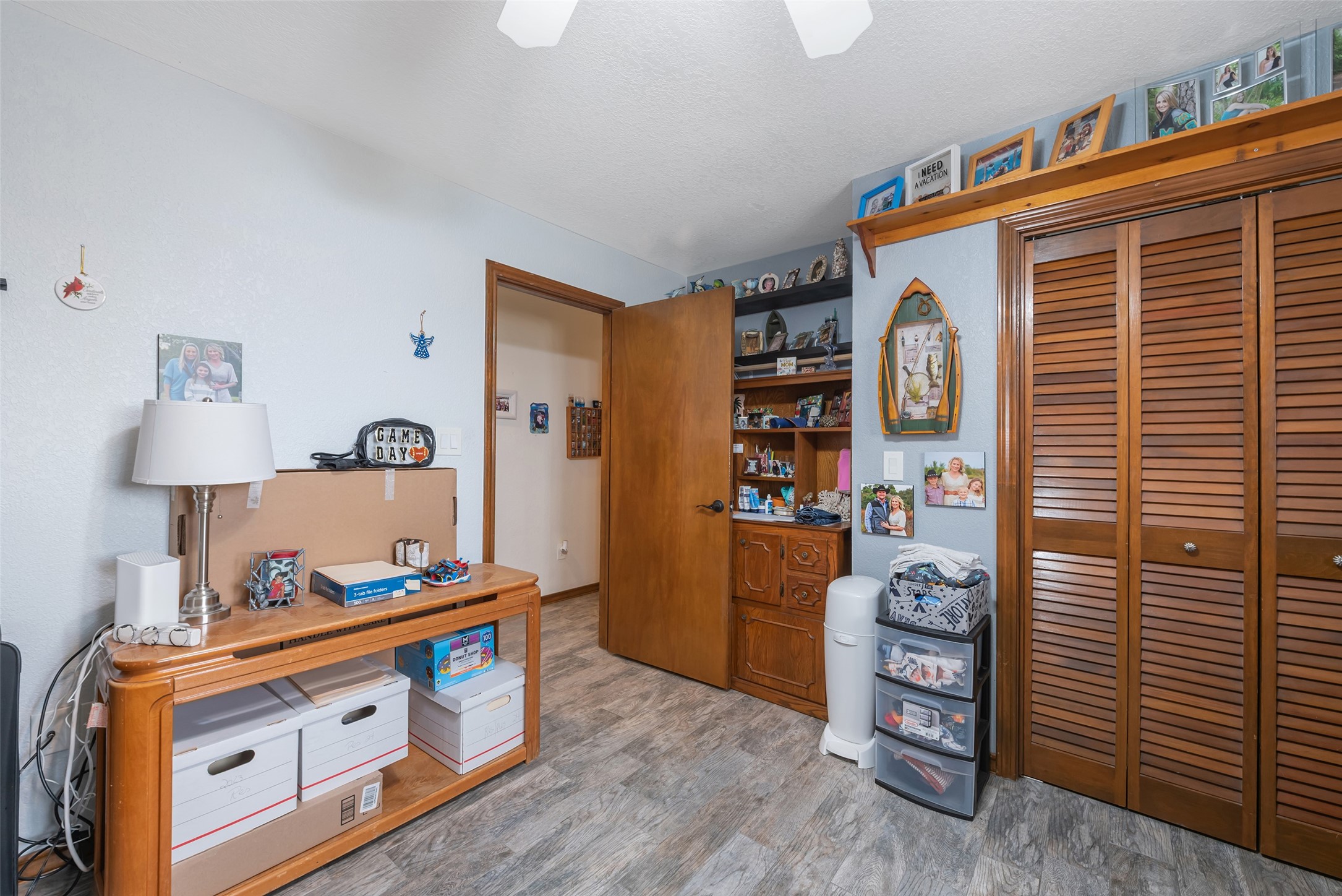 1014 Ginger Street Santa Fe, TX 77517 - Photo 24 of 50 a view of workspace with furniture and closet