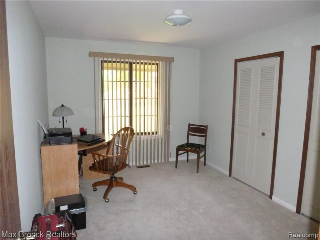 150 Meadow Ln Circle, Unit 24 Rochester, MI 48307 - Photo 10 of 11 009.JPG