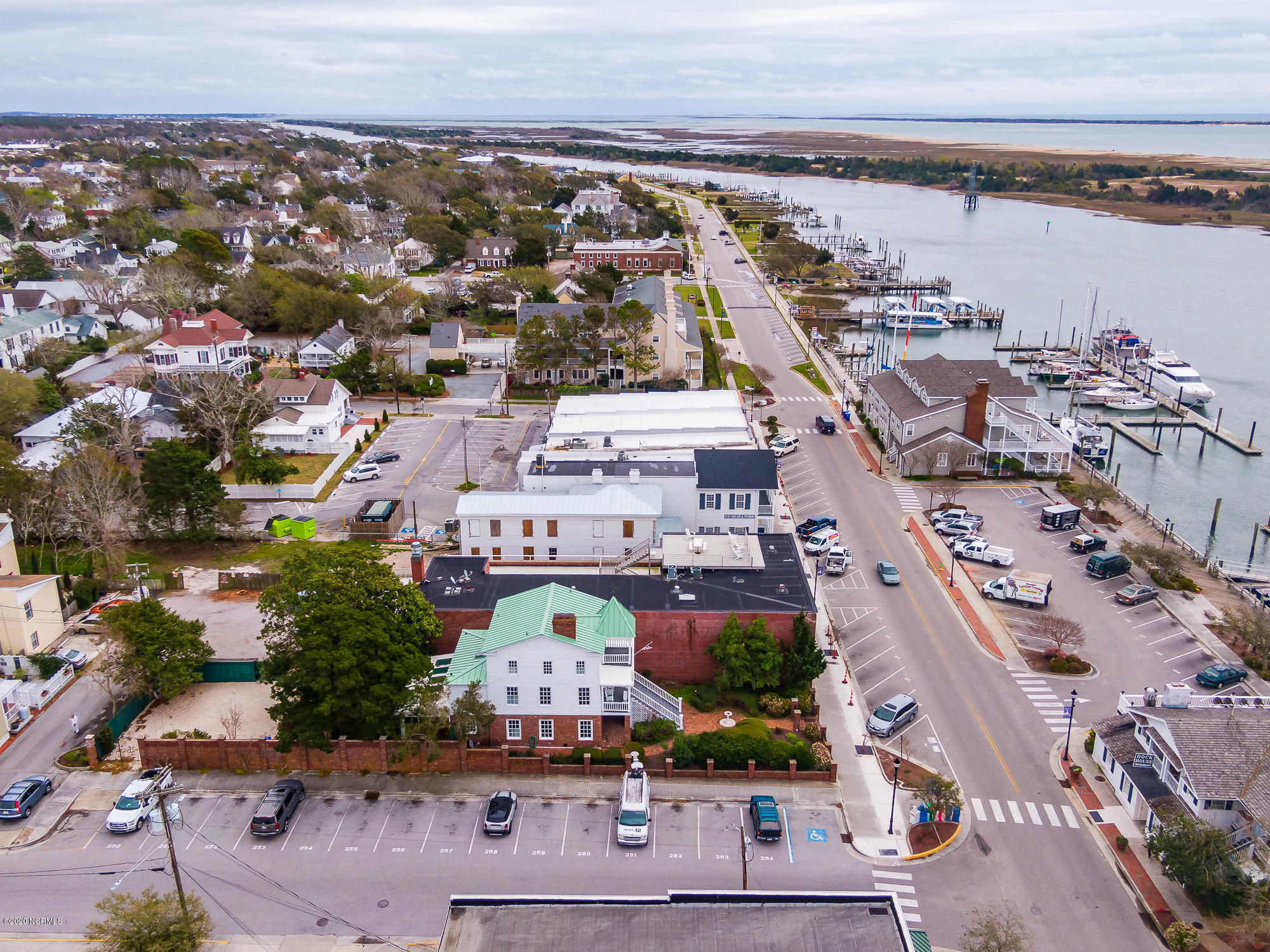 509 Front Street, Unit D Beaufort, NC 28516 - Photo 7 of 38 Front Street studio in downtown Beaufort