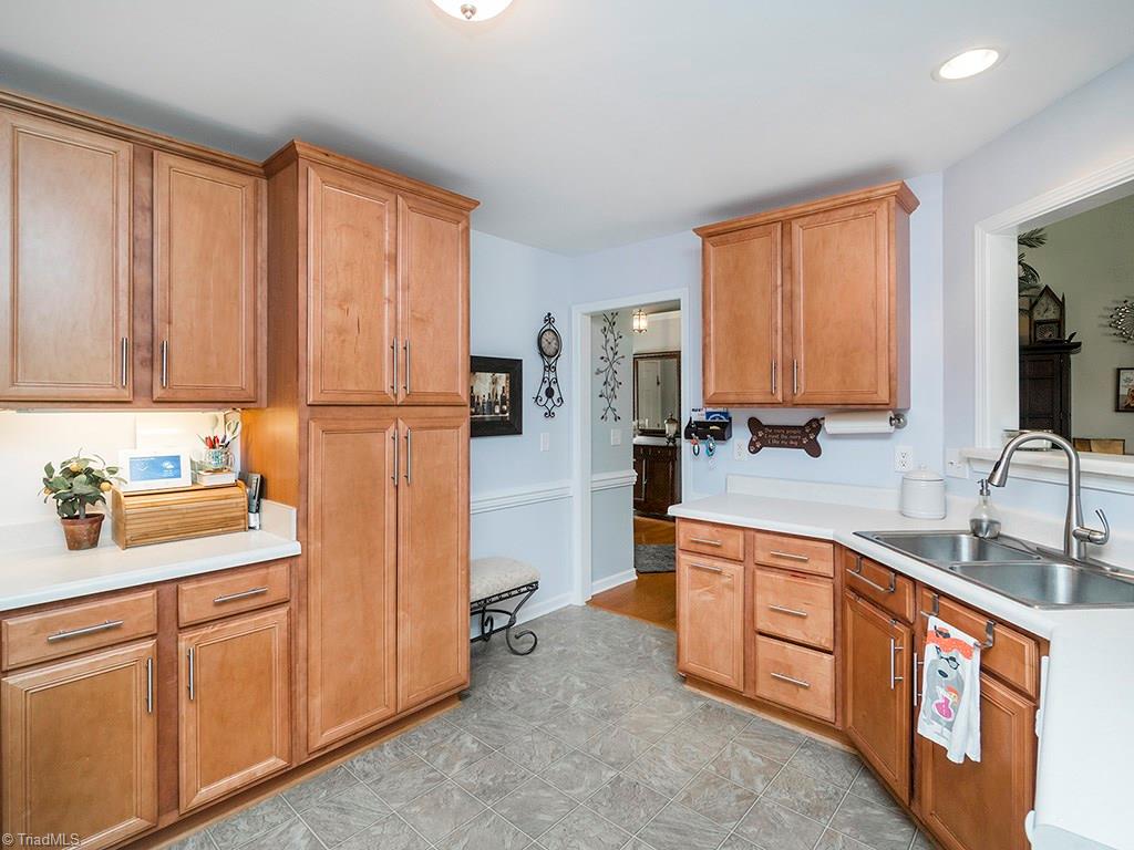 2541 Covington Loop Graham, NC 27253 - Photo 9 of 25 Kitchen