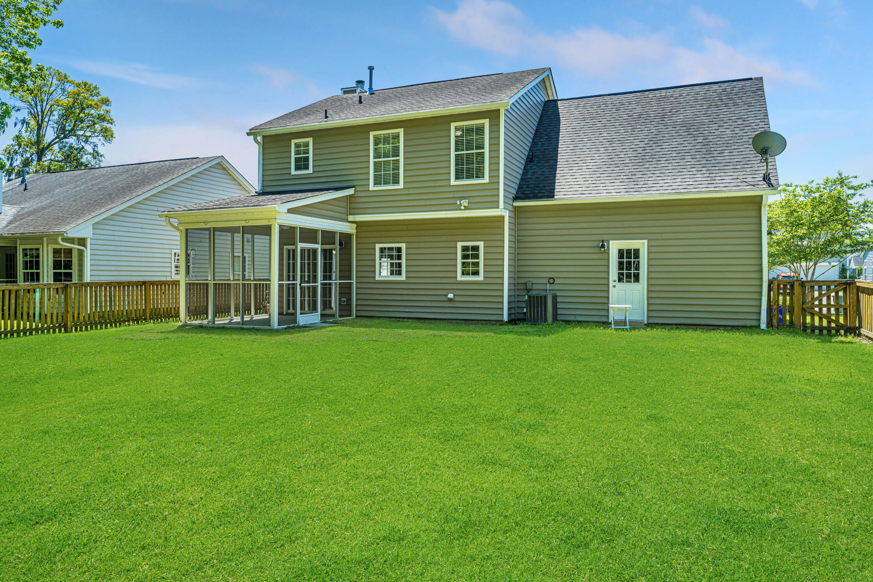 823 Bent Hickory Road Charleston, SC 29414 - Photo 41 of 45 823BentHickoryRd21