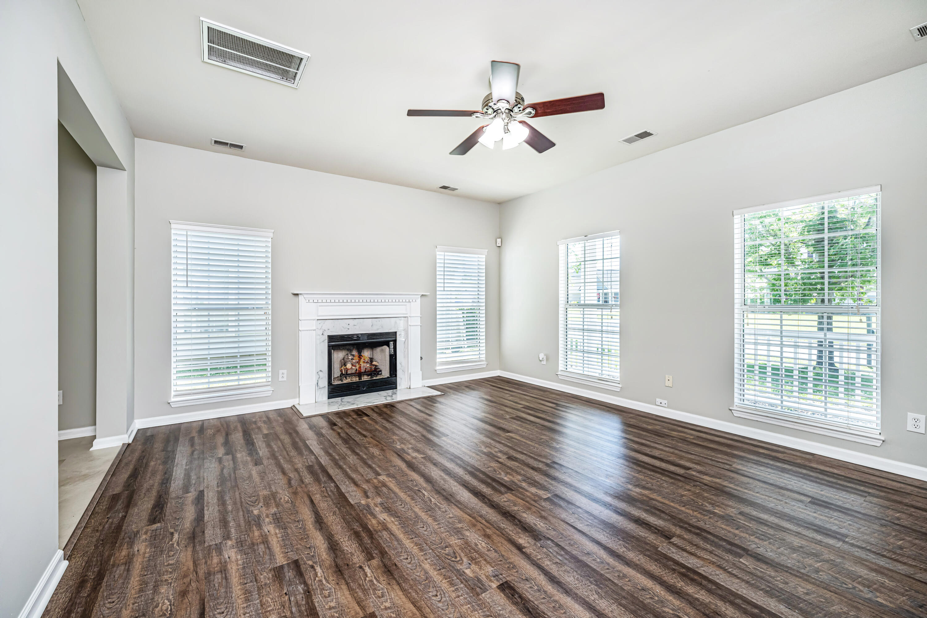 823 Bent Hickory Road Charleston, SC 29414 - Photo 8 of 45 823BentHickoryRd03