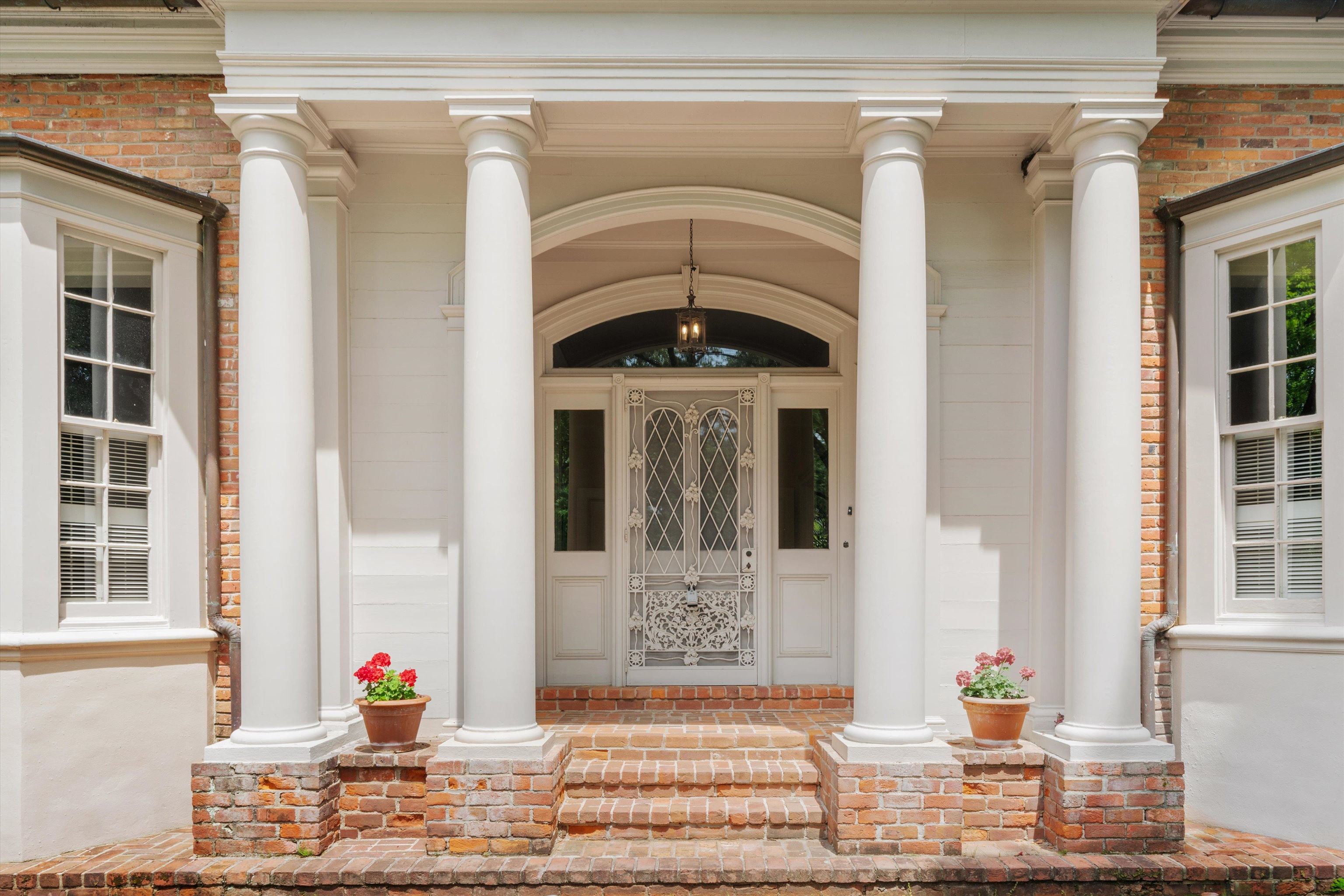 5622 Shady Grove Road Memphis, TN 38120 - Photo 4 of 40 Gallery Image 4
