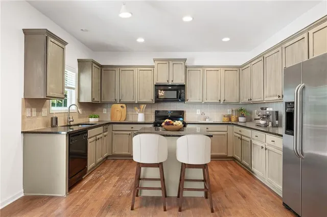 $575,000 | 208 Sawtooth Court, Canton, GA 30114