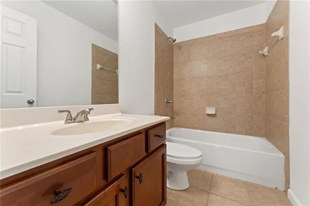 $575,000 | 208 Sawtooth Court, Canton, GA 30114