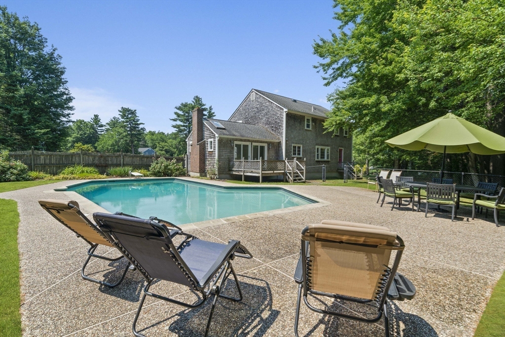 45 Tilden Lane Hanover, MA 02339 - Photo 27 of 34
