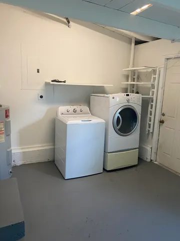 $2,200 | 515 North 7th Street, Lantana, FL 33462