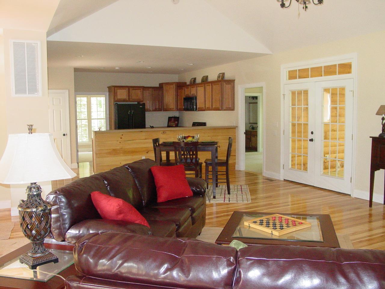 1497 Cutlass Road Moneta, VA 24121 - Photo 3 of 12 Great Room Looking into Kitchen