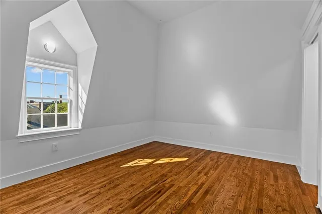 $550,000 | 18 State Street, Unit 5 (3RD FLOOR EAST), Bristol, RI 02809