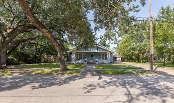 $415,000 | 509 East 30th Street, Bryan, TX 77803