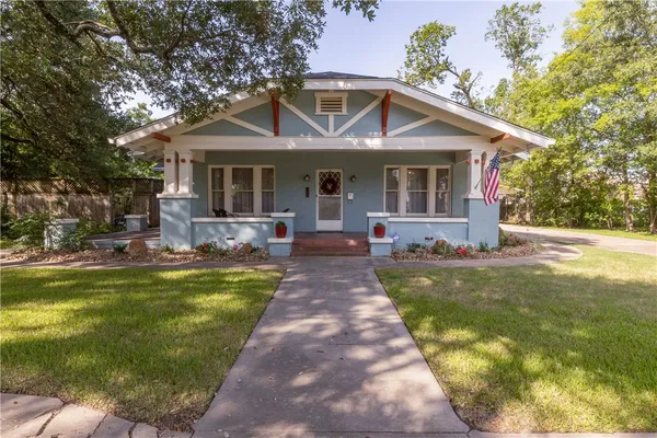 $415,000 | 509 East 30th Street, Bryan, TX 77803