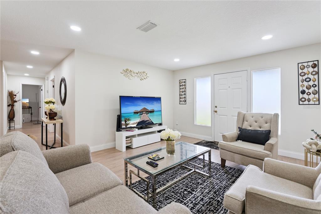 461 Vihlen Road Sanford, FL 32771 - Photo 6 of 31 Gallery Image 6
