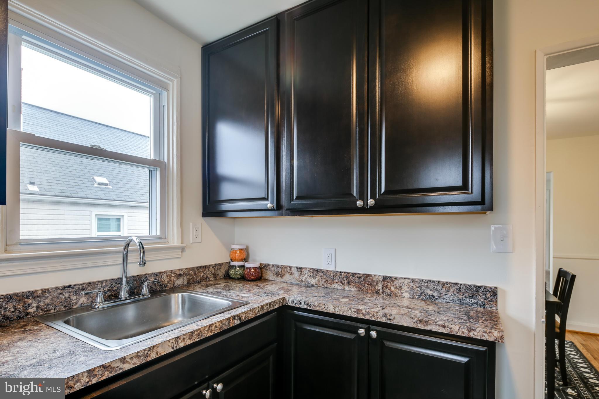 2511 Wycliffe Road Baltimore, MD 21234 - Photo 13 of 28 Kitchen