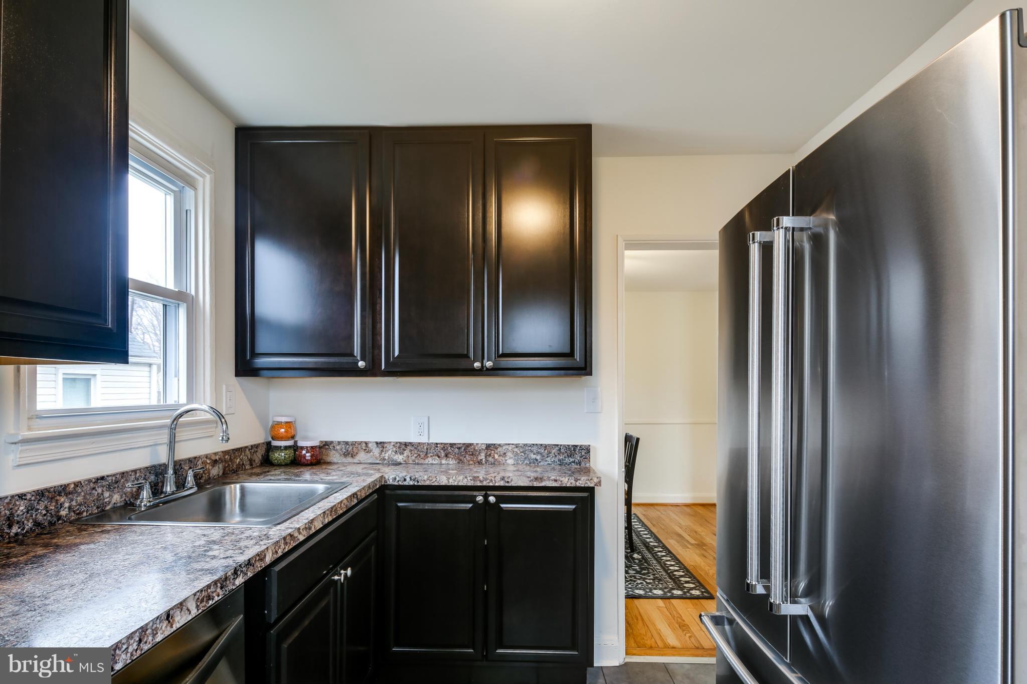 2511 Wycliffe Road Baltimore, MD 21234 - Photo 14 of 28 Kitchen
