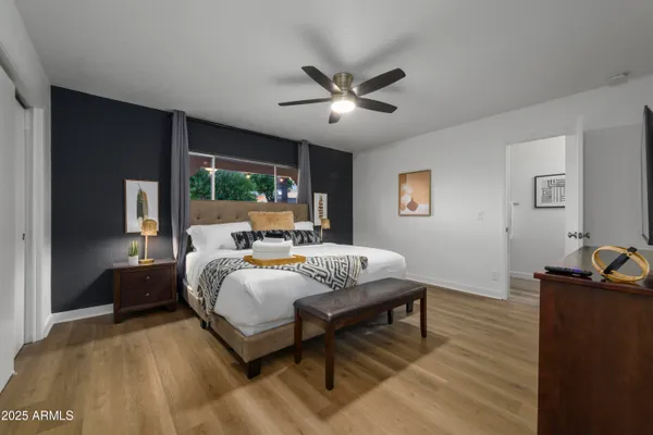 $4,300 | 320 East Geneva Drive, Tempe, AZ 85282