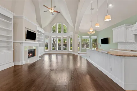$825,000 | 6152 Stapleford Circle, Dallas, TX 75252