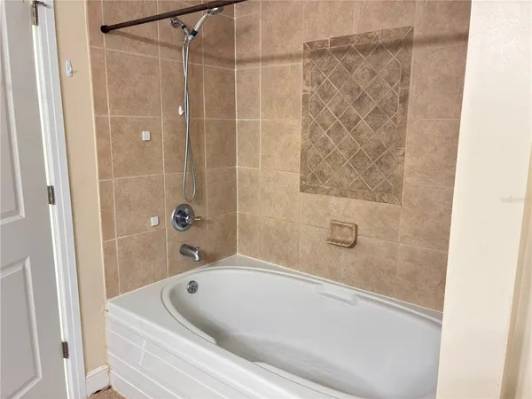 $2,250 | 101 South Eola Drive, Unit 706, Orlando, FL 32801