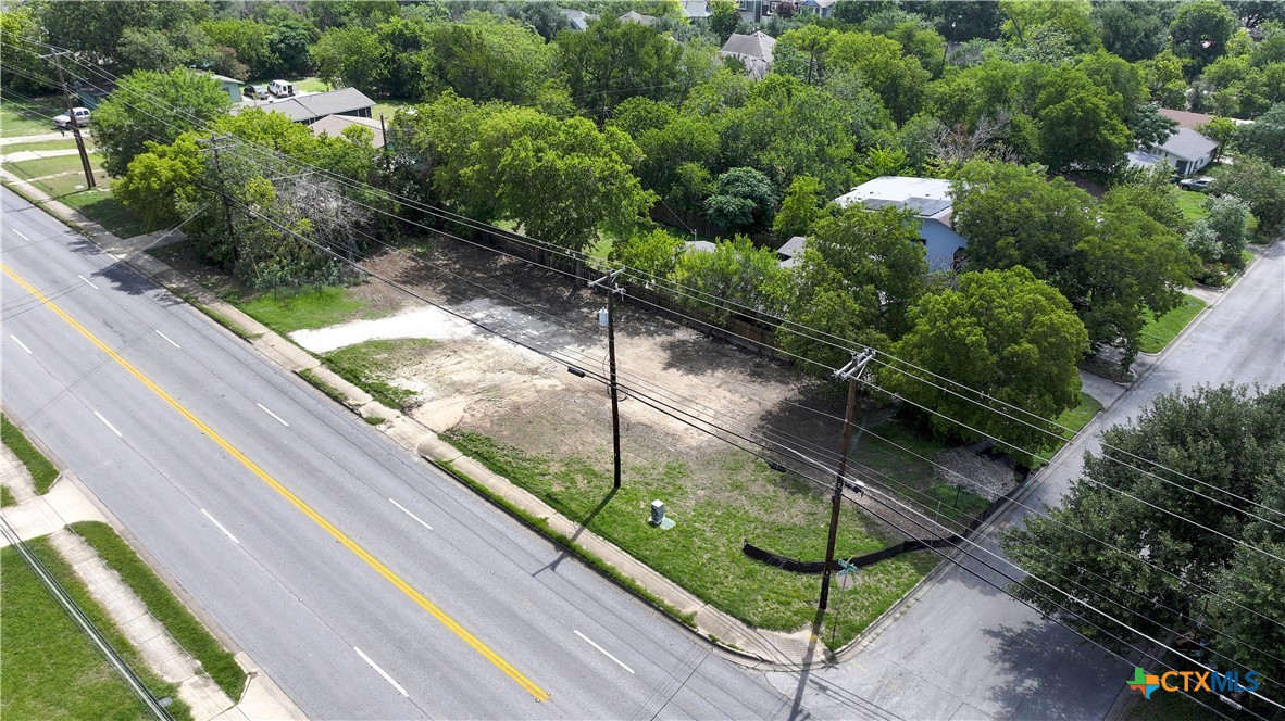 506 Clover Court Austin, TX 78745 - Photo 7 of 12