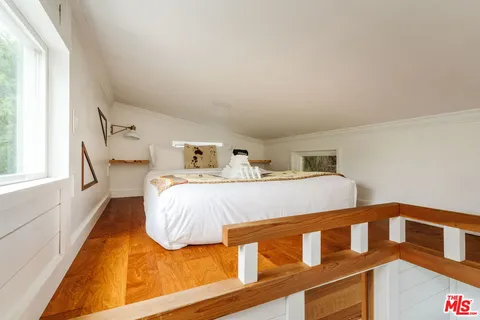 $2,995,000 | 19809 Montau Drive, Topanga, CA 90290