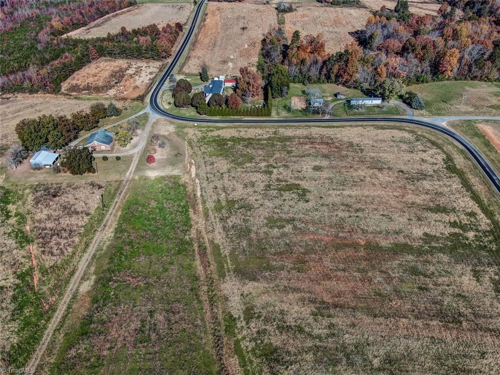 502 Troublesome Road Reidsville, NC 27320 - Photo 11 of 29
