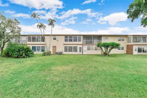 $84,900 | 7500 Northwest 5th Court, Unit 104, Margate, FL 33063