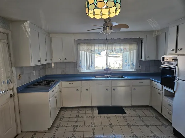 $549,900 | 45 Pinewood Avenue, Billerica, MA 01821