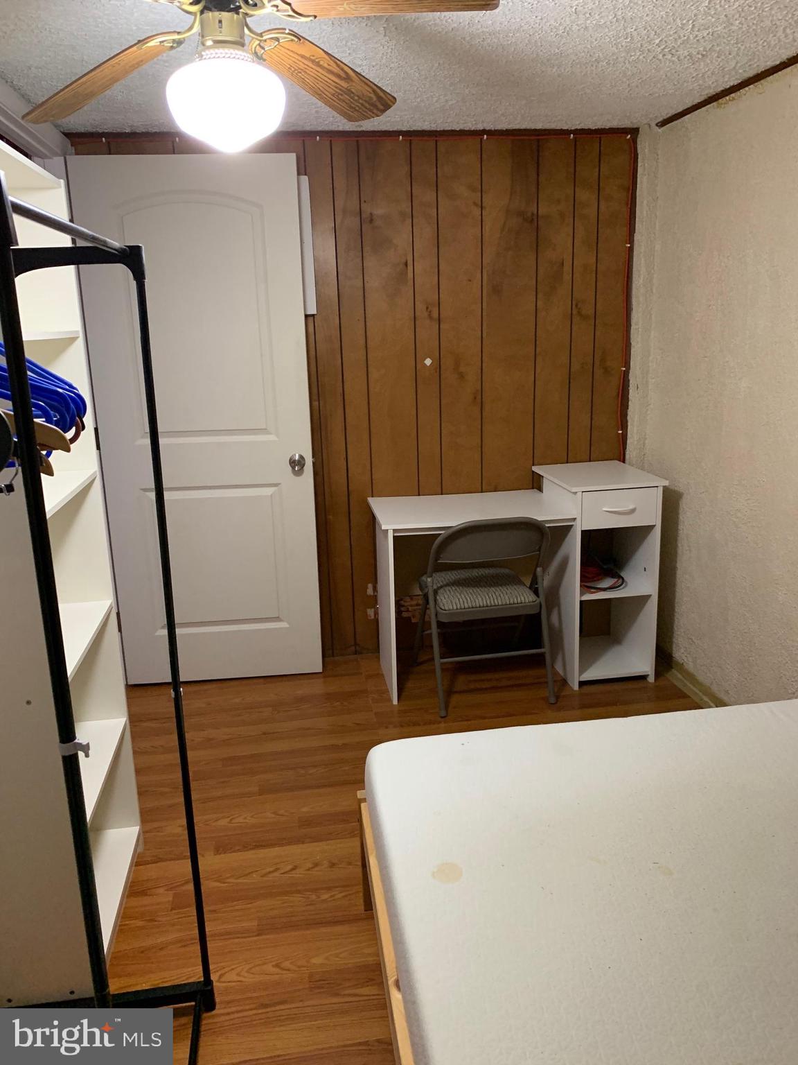 621 Markham Road Baltimore, MD 21229 - Photo 15 of 21