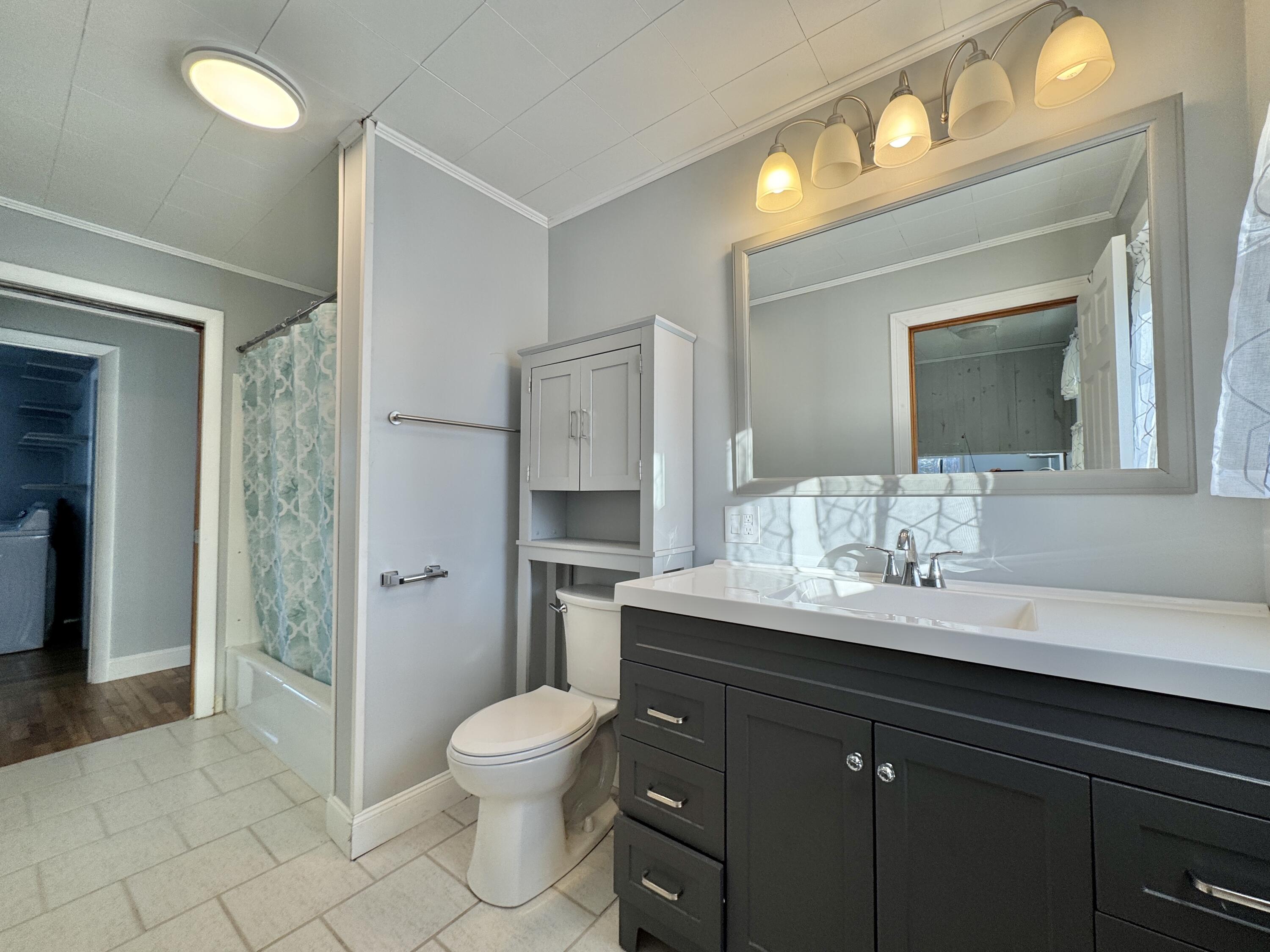 1115 River Road Bucksport, ME 04416 - Photo 19 of 34 20260102_141958682_iOS