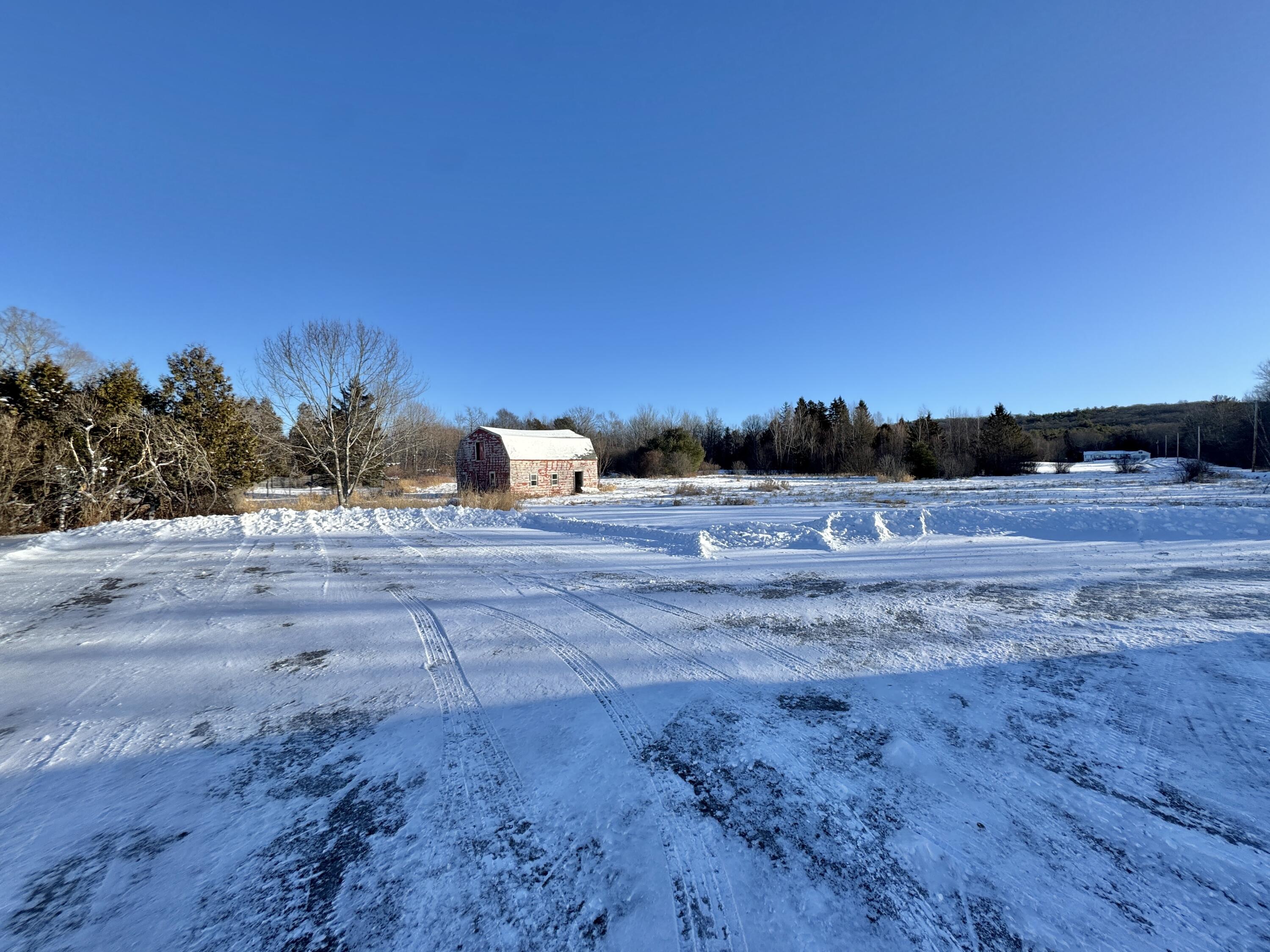 1115 River Road Bucksport, ME 04416 - Photo 31 of 34 20260102_141401645_iOS