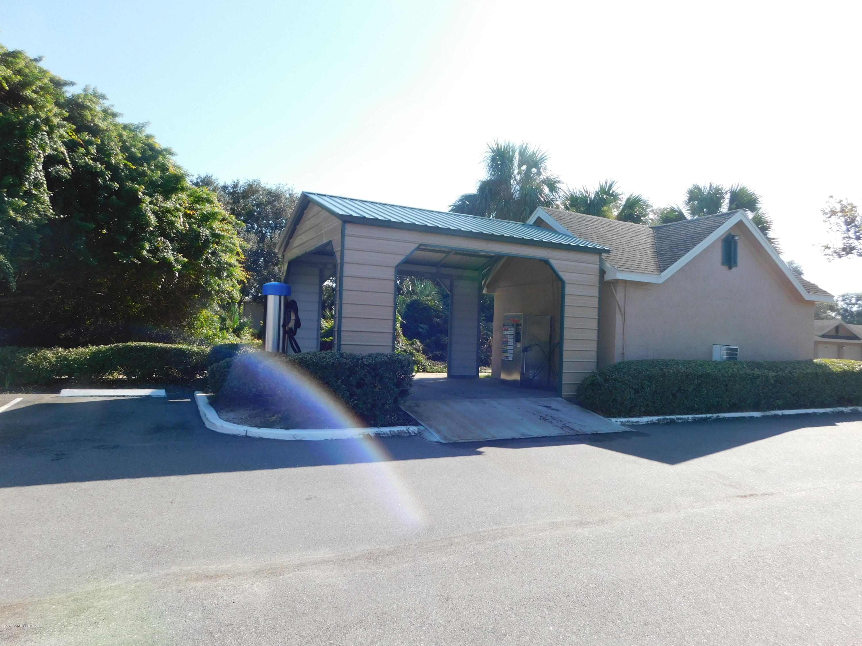 7667 North Wickham Road, Unit 902 Melbourne, FL 32940 - Photo 27 of 30 Resident Car Wash