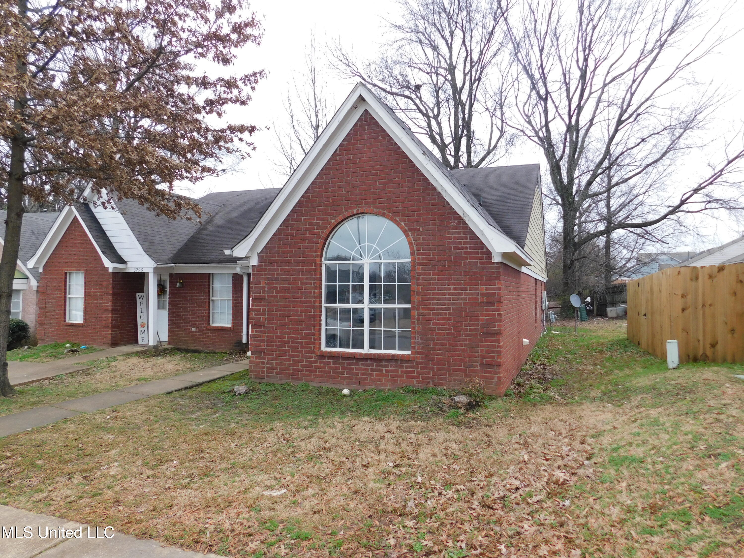 6301 Joy Circle Horn Lake, MS 38637 - Photo 2 of 21 DSCN9632