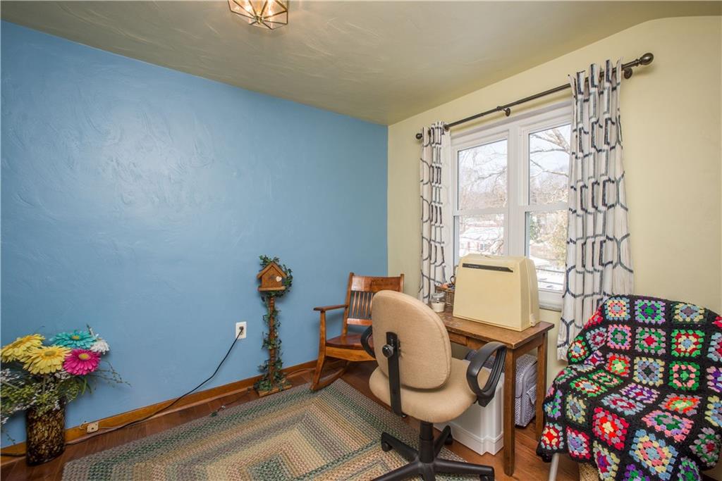 442 Sleepy Hollow Road Pittsburgh, PA 15228 - Photo 20 of 25