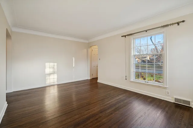 $430,000 | 4050 Wooddale Avenue South, St. Louis Park, MN 55416