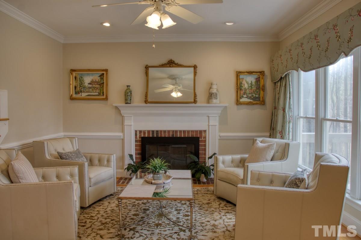 5809 Valley Mist Court Raleigh, NC 27613 - Photo 3 of 33