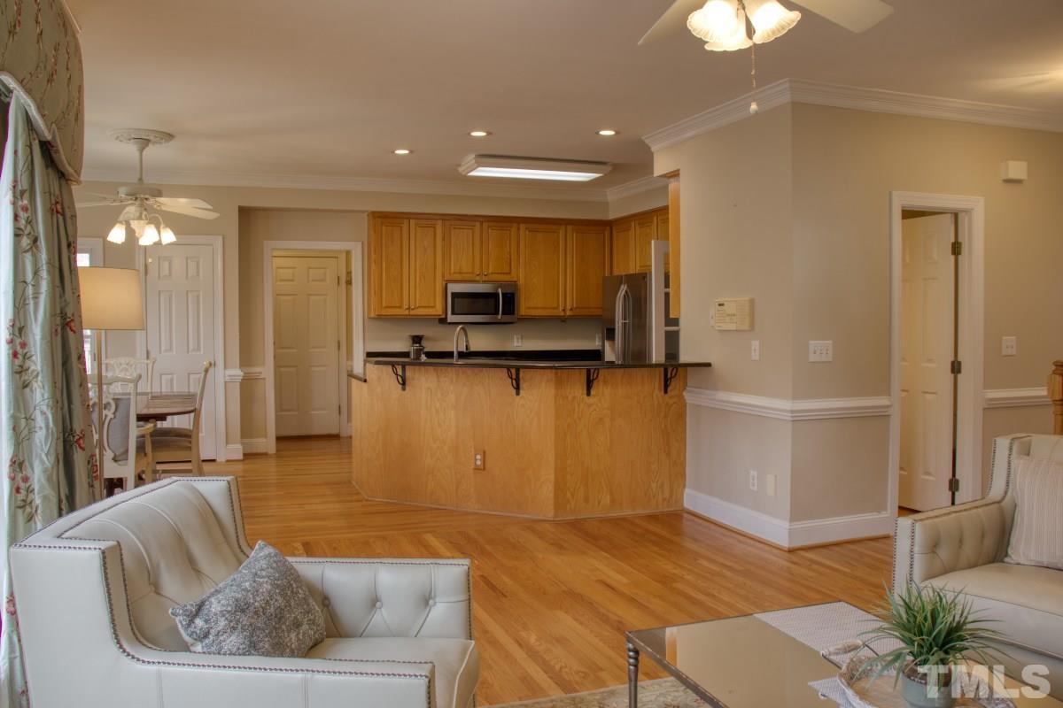 5809 Valley Mist Court Raleigh, NC 27613 - Photo 4 of 33