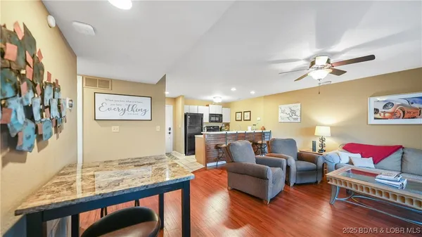 $240,000 | 713 Indian Pointe, Unit 713, Osage Beach, MO 65065