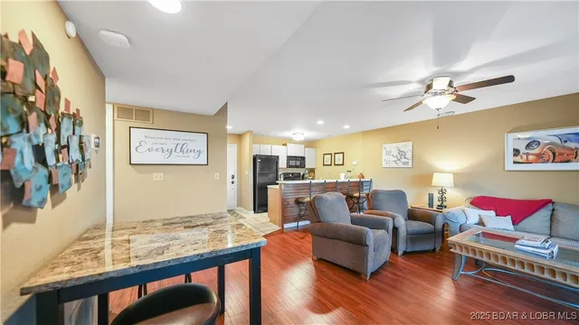 $240,000 | 713 Indian Pointe, Unit 713, Osage Beach, MO 65065