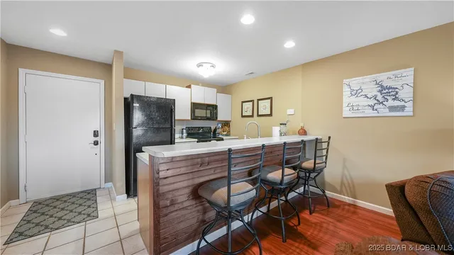 $240,000 | 713 Indian Pointe, Unit 713, Osage Beach, MO 65065
