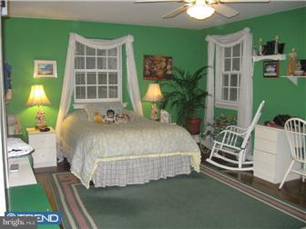 307 Powderhorn Road Fort Washington, PA 19034 - Photo 10 of 12 Gallery Image 10