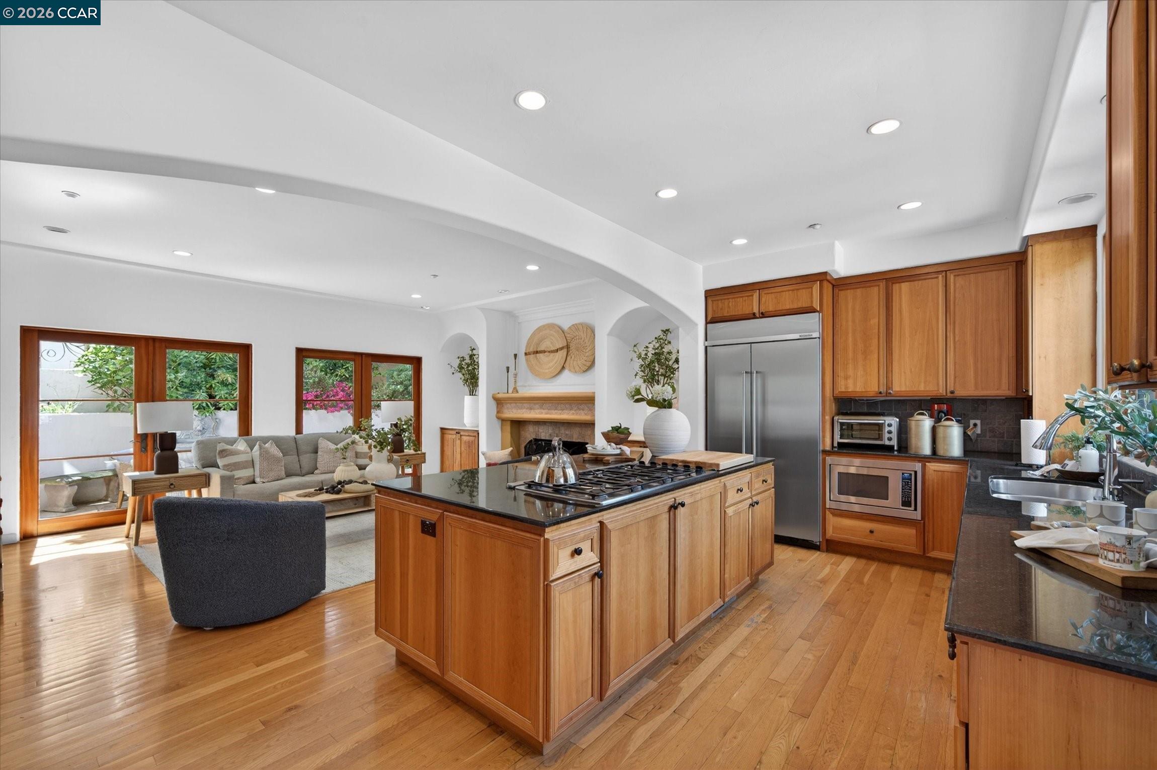 21 Live Oak Road Berkeley, CA 94705 - Photo 14 of 55