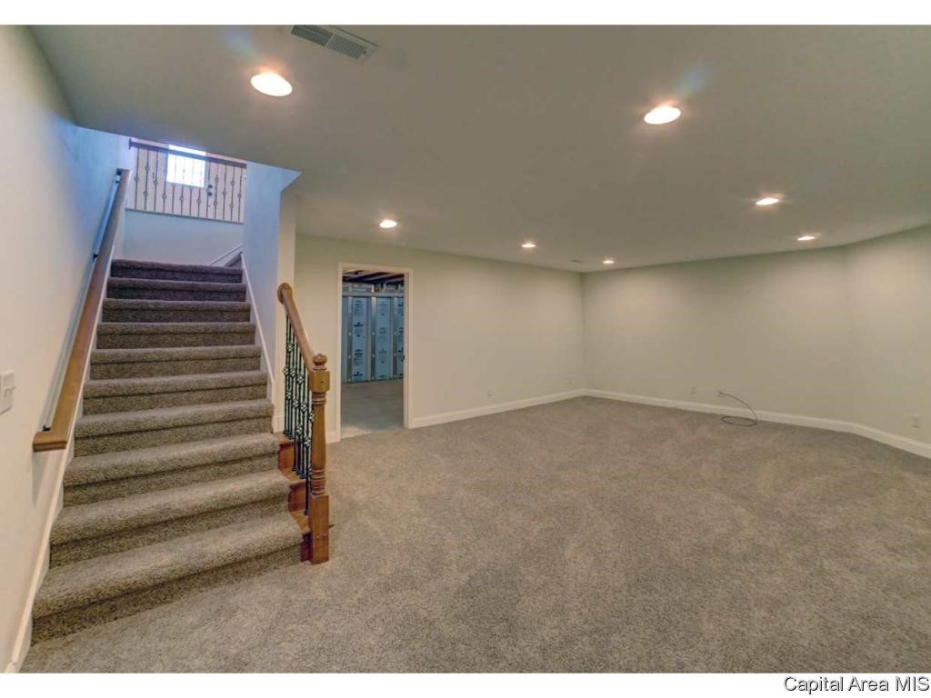5504 Legacy Lane Springfield, IL 62711 - Photo 14 of 17 Gallery Image 14