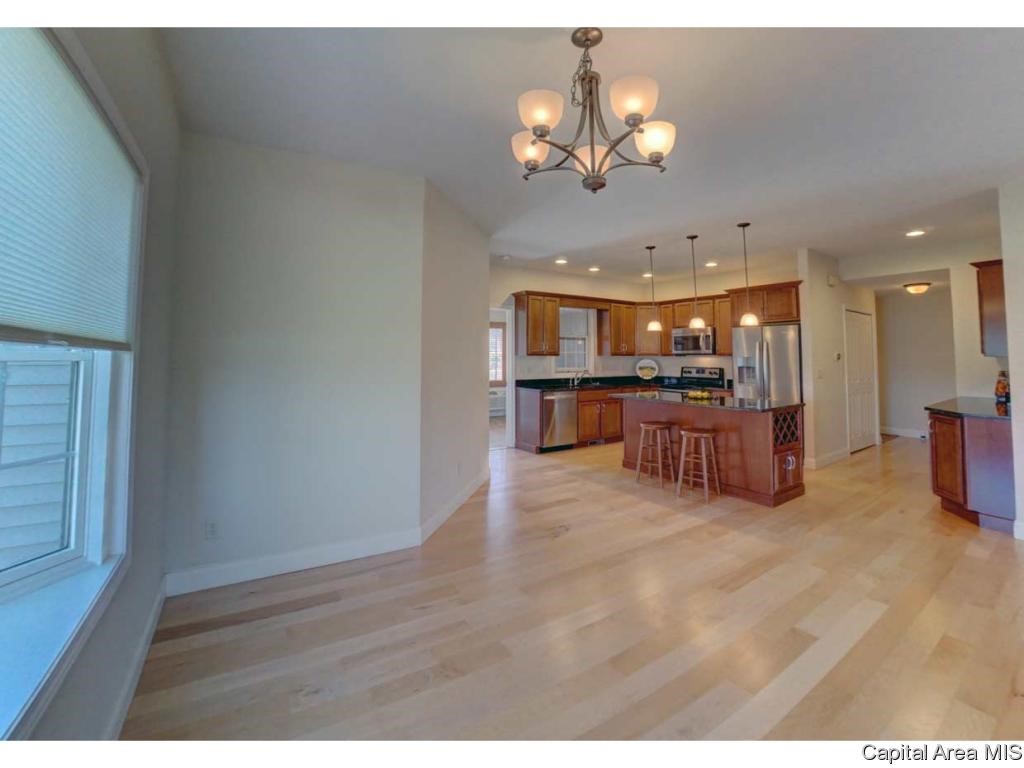 5504 Legacy Lane Springfield, IL 62711 - Photo 4 of 17 Gallery Image 4