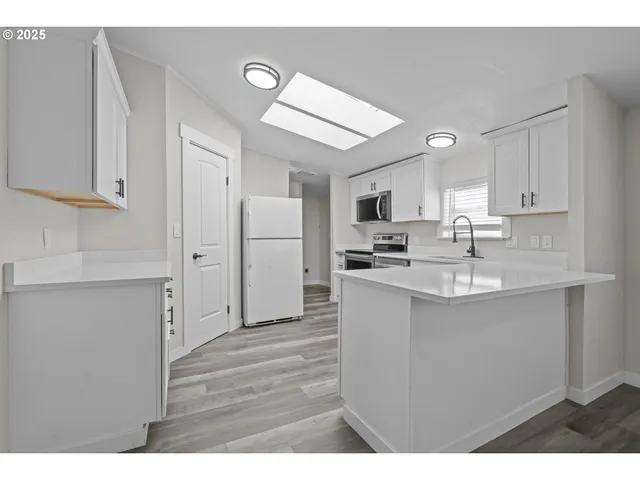 $367,000 | 1074 Rodan Avenue Southeast, Salem, OR 97306