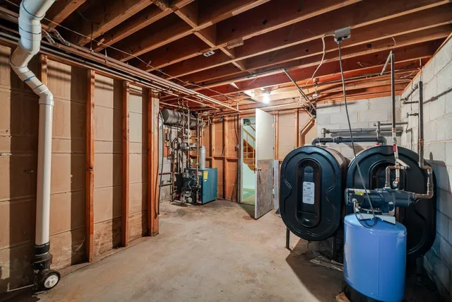 $475,000 | 527 Crestover Drive, Broadway, VA 22815